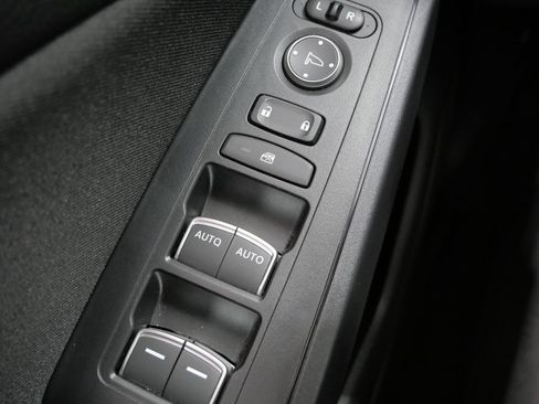 Used 2025 Honda Civic Sport image 13