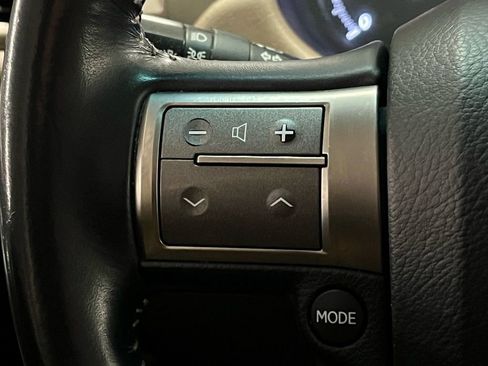 Used 2014 Lexus GX 460 w/ Premium Package AWD/4WD image 28