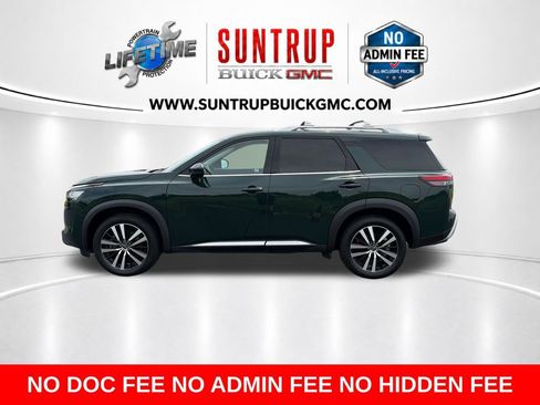 Used 2023 Nissan Pathfinder Platinum AWD/4WD image 2