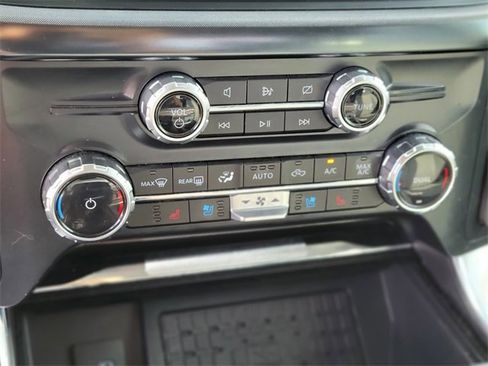 Used 2023 Ford F150 Limited image 28