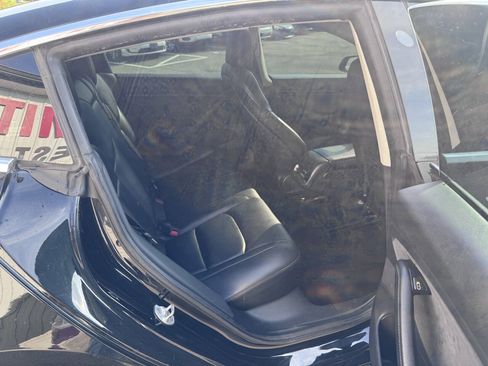 Used 2019 Tesla Model 3 Long Range RWD image 17