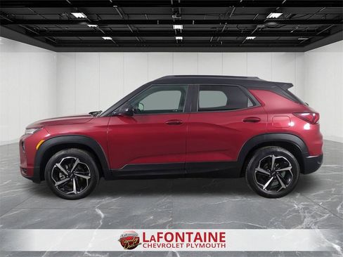 Certified 2021 Chevrolet TrailBlazer RS w/ Sun and Liftgate Package image 5