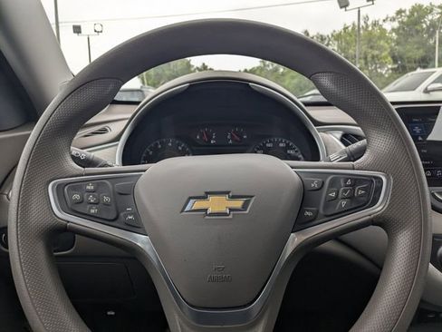 Used 2023 Chevrolet Malibu LT FWD image 21