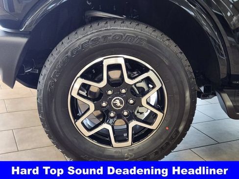 New 2026 Ford Bronco Outer Banks AWD/4WD image 9