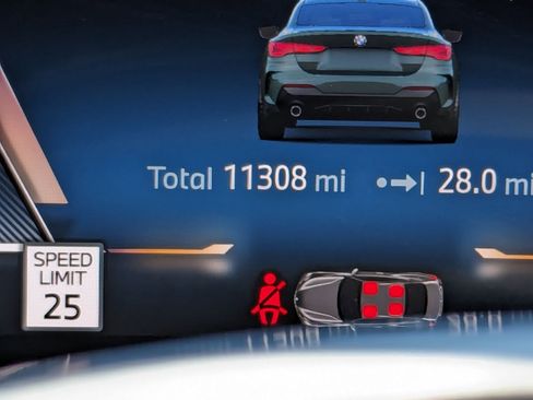 Used 2025 BMW 430i Coupe w/ M Sport Package image 22