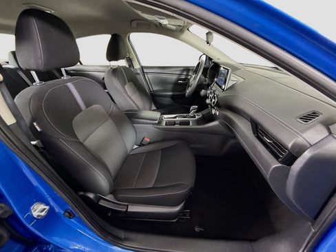 Used 2024 Nissan Sentra SV FWD image 29
