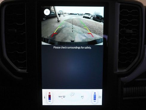 Used 2025 Ford Ranger XL image 32