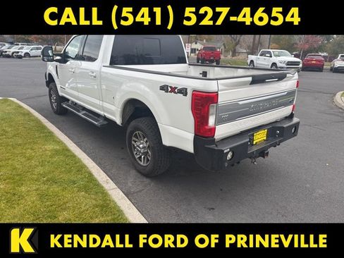 Used 2018 Ford F350 Lariat w/ Camper Package image 7