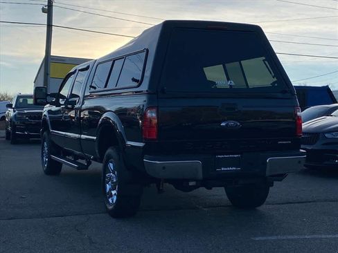 Used 2015 Ford F350 Lariat image 3