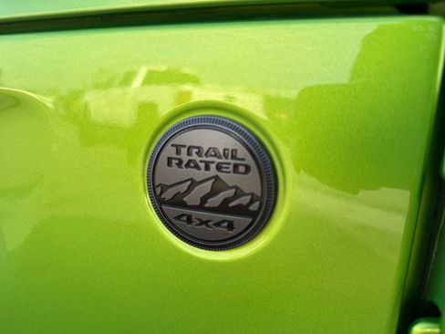 Certified 2025 Jeep Gladiator Sport image 27