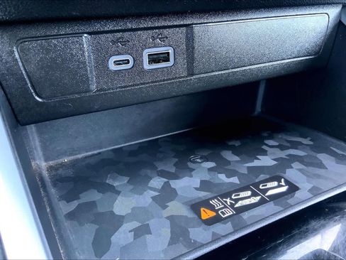 Certified 2024 Chevrolet Colorado Z71 w/ Z71 Convenience Package 2 image 34