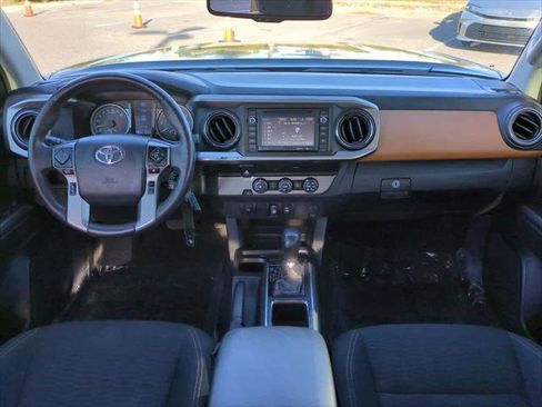 Certified 2019 Toyota Tacoma SR5 image 14