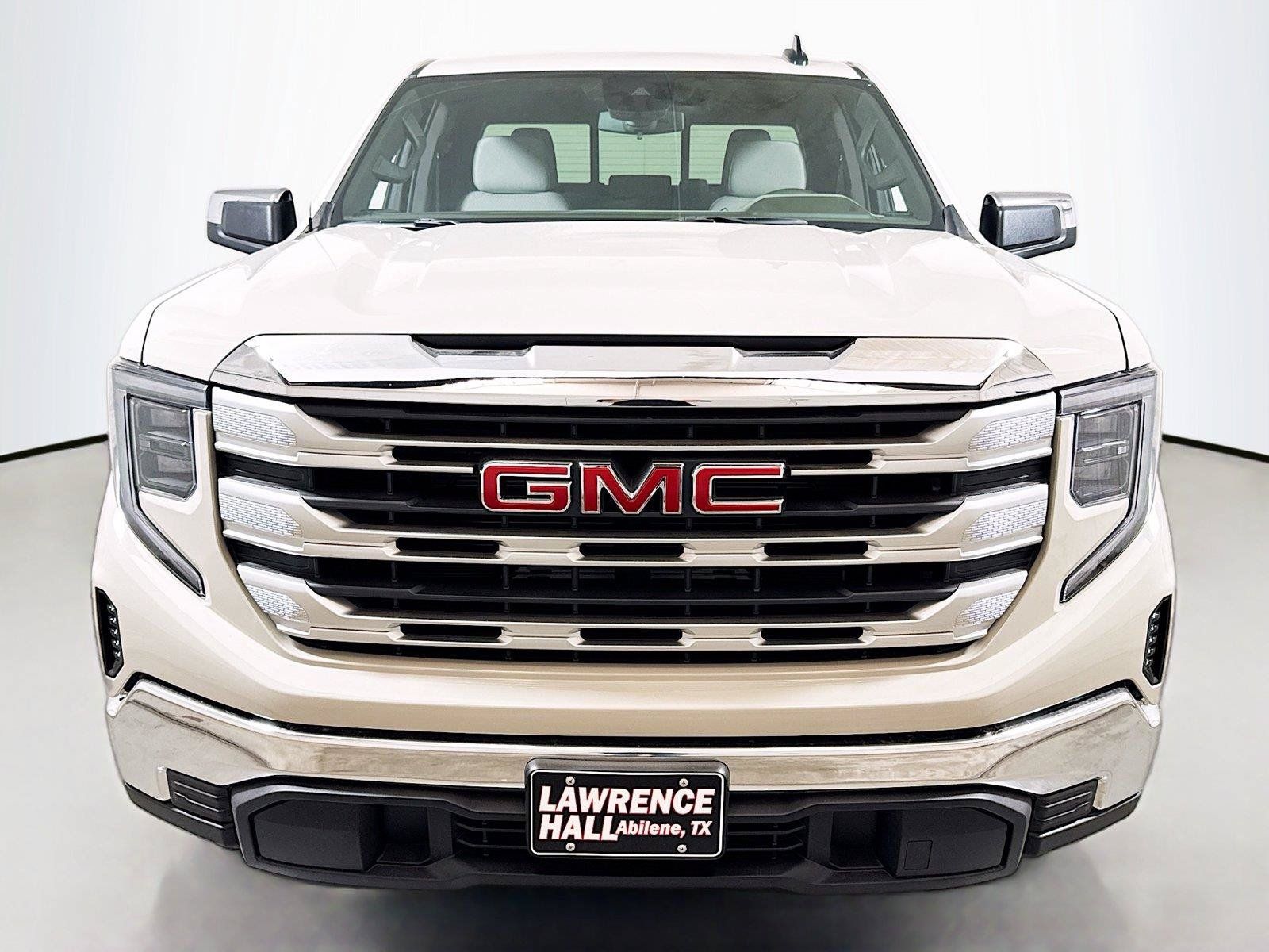 New 2026 GMC Sierra 1500 SLE w/ Preferred Package RWD image 2