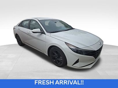 Used 2023 Hyundai Elantra SEL