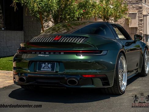 Used 2024 Porsche 911 AWD/4WD image 10