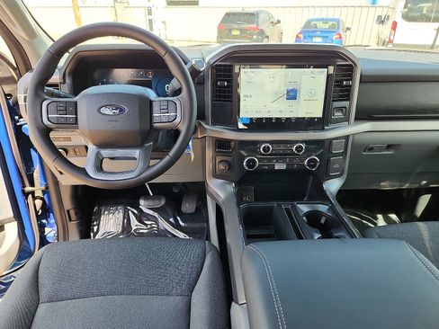 New 2025 Ford F150 XLT w/ Equipment Group 301A Standard image 9