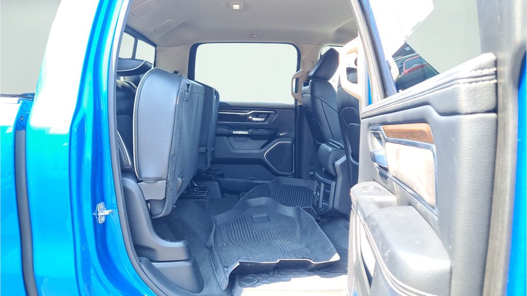Used 2021 RAM 1500 Laramie AWD/4WD image 14