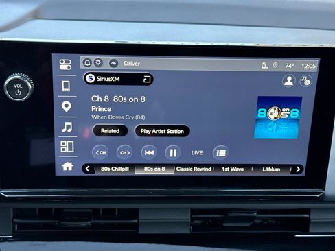 Used 2024 Honda Prologue Touring image 23
