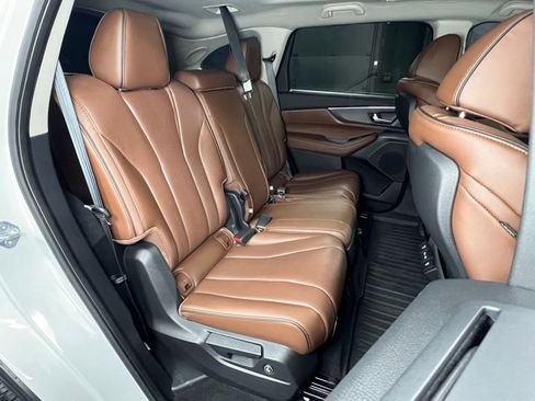 Used 2024 Acura MDX SH-AWD w/ Advance Package image 28