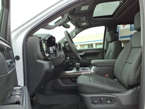 New 2026 Chevrolet Silverado 1500 LTZ w/ LTZ Premium Package AWD/4WD image 14