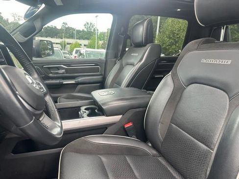 Used 2022 RAM 1500 Laramie AWD/4WD image 15
