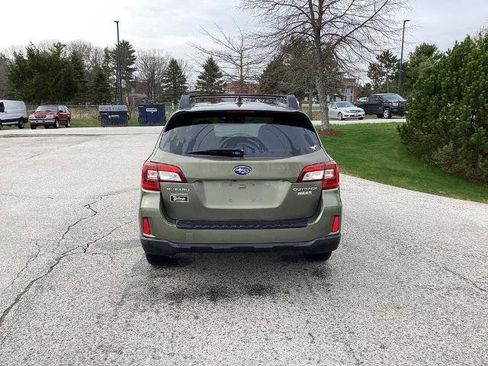 Used 2017 Subaru Outback 2.5i Limited AWD/4WD image 5