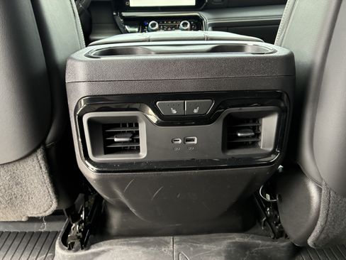 Used 2024 GMC Sierra 1500 AT4X w/ AT4X AEV Edition AWD/4WD image 19