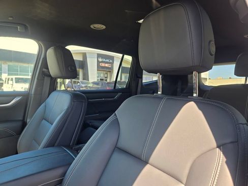 New 2025 GMC Acadia Elevation w/ Elevation Premium Package FWD image 7