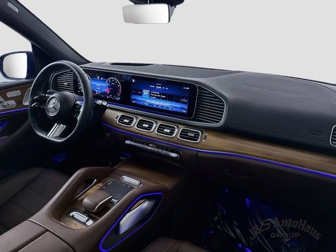 Used 2024 Mercedes-Benz GLS 450 4MATIC w/ Pinnacle Trim Package image 31