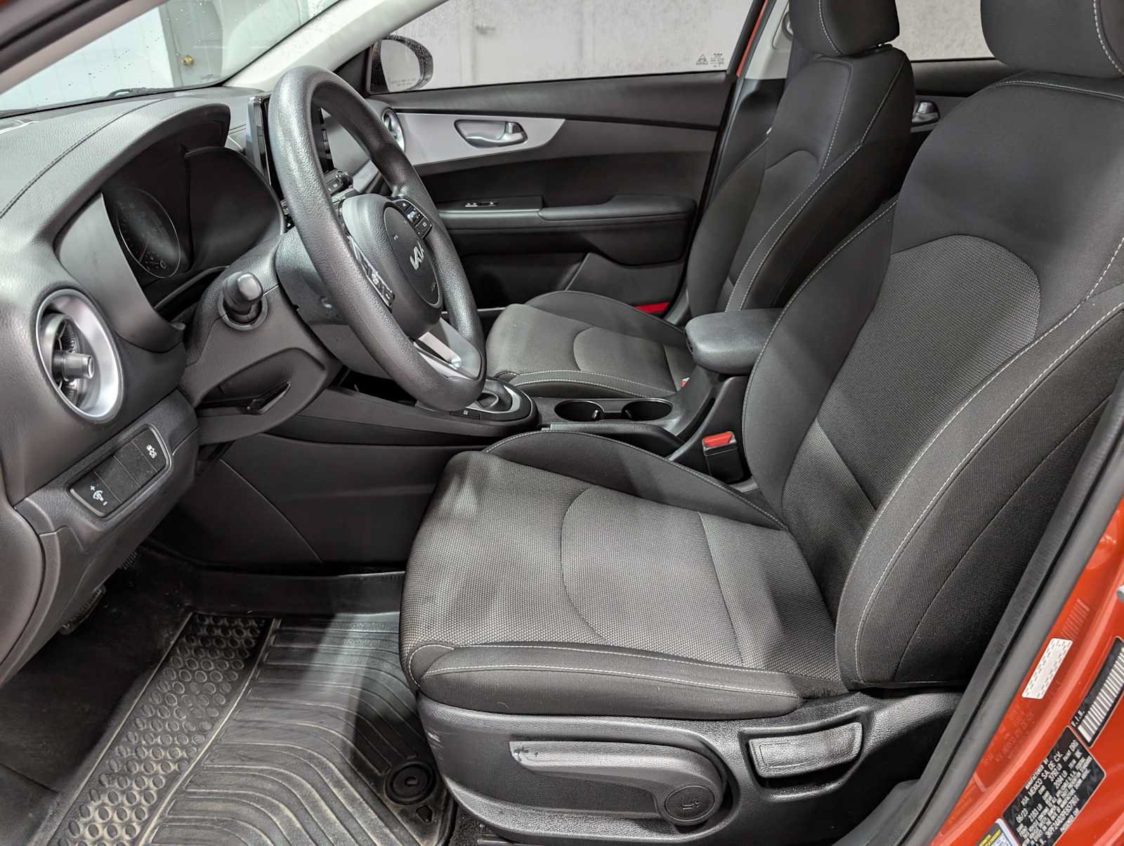 Certified 2023 Kia Forte LXS FWD image 5