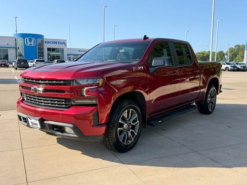 Used 2021 Chevrolet Silverado 1500 RST AWD/4WD image 3