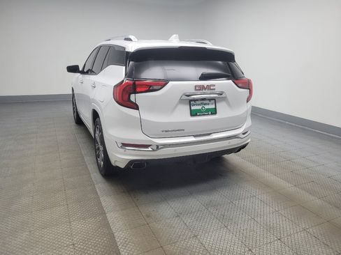 Used 2020 GMC Terrain Denali w/ LPO, Floor Liner Package FWD image 5
