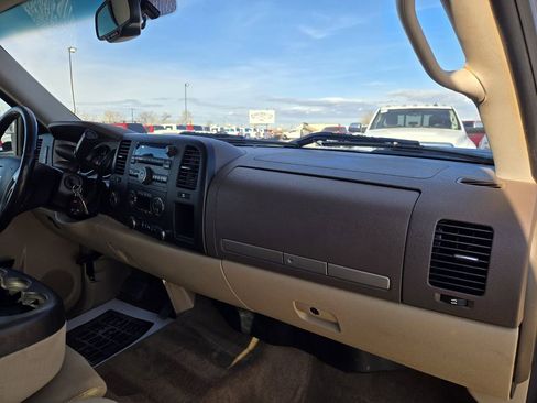 Used 2014 Chevrolet Silverado 3500 LT w/ Interior Plus Package image 19