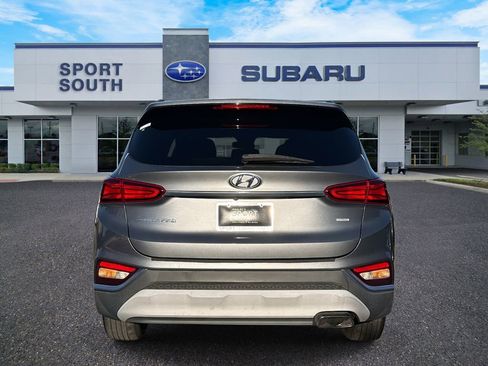Used 2019 Hyundai Santa Fe SE image 4