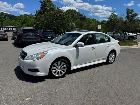 Used 2011 Subaru Legacy 2.5i Limited AWD/4WD image 5