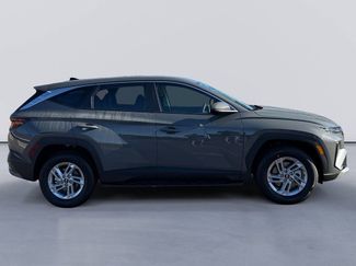 New 2026 Hyundai Tucson SE AWD/4WD video 2