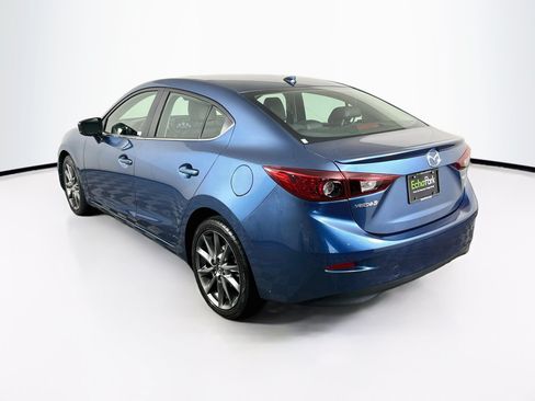 Used 2018 MAZDA MAZDA3 Touring FWD image 5