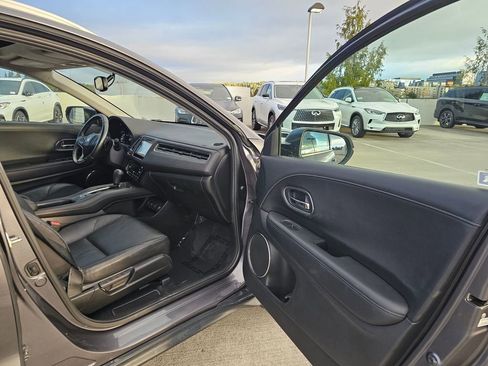 Used 2016 Honda HR-V EX-L image 12