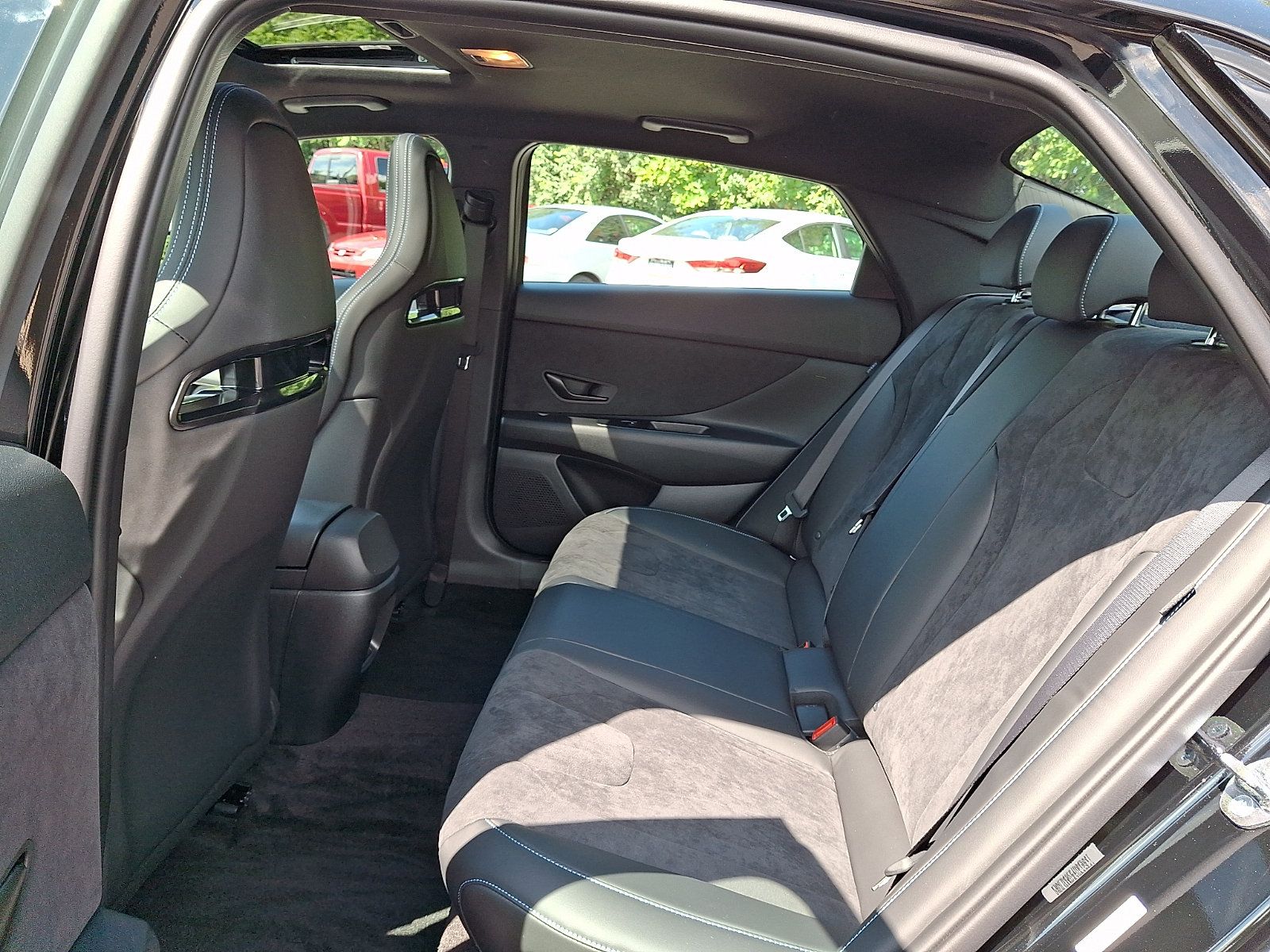 Used 2026 Hyundai Elantra N FWD image 5