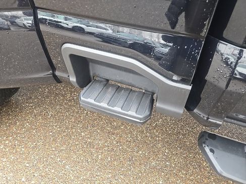 Used 2023 Ford F350 XLT w/ 360-Degree Camera Package image 37