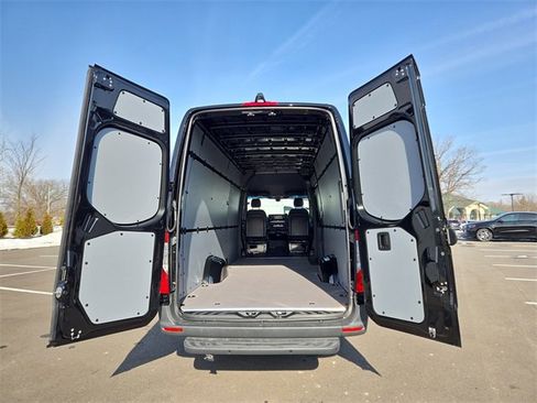 New 2026 Mercedes-Benz Sprinter 2500 image 30
