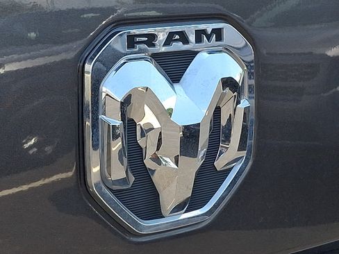 Used 2024 RAM 2500 Tradesman w/ Chrome Appearance Group AWD/4WD image 29