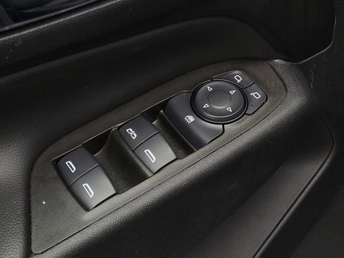 Used 2023 Chevrolet Equinox LT image 27