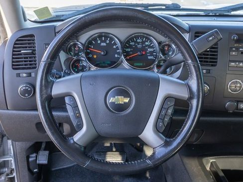 Used 2013 Chevrolet Silverado 2500 LT image 16