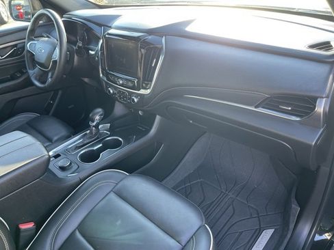 Used 2023 Chevrolet Traverse Premier w/ Redline Edition image 16