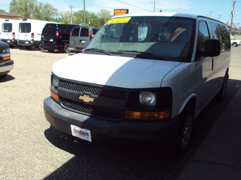 Used 2014 Chevrolet Express 1500 LS image 4