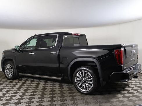 Used 2025 GMC Sierra 1500 Denali Ultimate AWD/4WD image 11