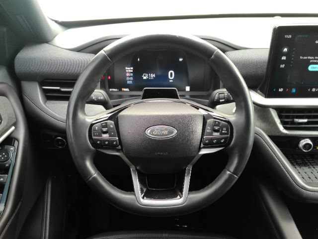 Used 2025 Ford Explorer Platinum w/ LUX Leather Package AWD/4WD image 34