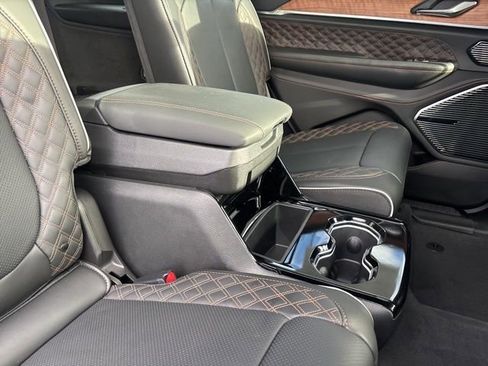 New 2025 Jeep Grand Cherokee L Summit image 10