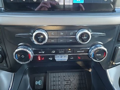 Used 2024 Ford F150 XLT w/ Equipment Group 302A MID image 32